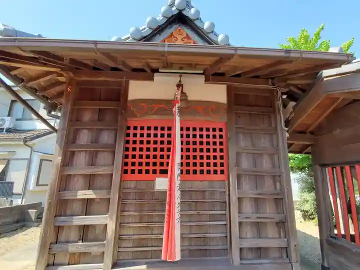 岡西保食神社の本殿・本堂