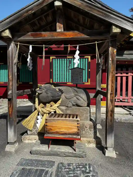 志波彦神社・鹽竈神社の{uncategorized: "未分類", other: "その他", undefined: "問題あり", building: "その他建物", grave: "お墓", sacred_gate: "鳥居", guardian: "狛犬", statue: "像", buddha: "仏像", history: "歴史", nature: "自然", garden: "庭園", animal: "動物", pagoda: "塔", temizu: "手水舎", mountain_gate: "山門・神門", sanctuary: "本殿・本堂", subordinate: "末社・摂社", art: "芸術", scenery: "景色", jizo: "地蔵", ema: "絵馬", goshuin: "御朱印", omikuji: "おみくじ", items: "授与品その他", amulet: "お守り", goshuincho: "御朱印帳", eats: "食事", festival: "お祭り", votive_dance: "神楽", shichigosan: "七五三参", wedding: "結婚式", experience: "体験その他", initially: "初詣", around: "周辺", anti_infection: "感染症対策"}