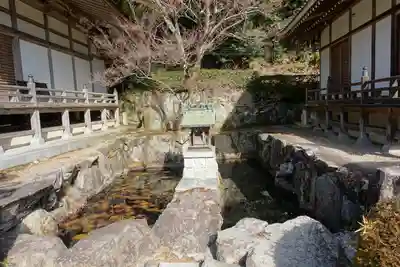 花山院菩提寺の末社・摂社