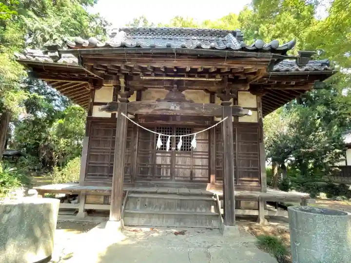 角折神社の本殿・本堂