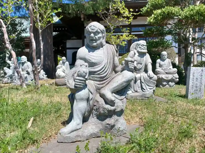 全徳寺の{uncategorized: "未分類", other: "その他", undefined: "問題あり", building: "その他建物", grave: "お墓", sacred_gate: "鳥居", guardian: "狛犬", statue: "像", buddha: "仏像", history: "歴史", nature: "自然", garden: "庭園", animal: "動物", pagoda: "塔", temizu: "手水舎", mountain_gate: "山門・神門", sanctuary: "本殿・本堂", subordinate: "末社・摂社", art: "芸術", scenery: "景色", jizo: "地蔵", ema: "絵馬", goshuin: "御朱印", omikuji: "おみくじ", items: "授与品その他", amulet: "お守り", goshuincho: "御朱印帳", eats: "食事", festival: "お祭り", votive_dance: "神楽", shichigosan: "七五三参", wedding: "結婚式", experience: "体験その他", initially: "初詣", around: "周辺", anti_infection: "感染症対策"}