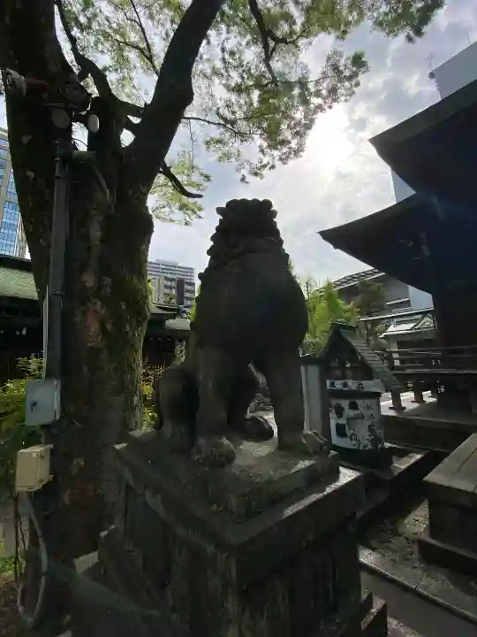 鐵砲洲稲荷神社の{uncategorized: "未分類", other: "その他", undefined: "問題あり", building: "その他建物", grave: "お墓", sacred_gate: "鳥居", guardian: "狛犬", statue: "像", buddha: "仏像", history: "歴史", nature: "自然", garden: "庭園", animal: "動物", pagoda: "塔", temizu: "手水舎", mountain_gate: "山門・神門", sanctuary: "本殿・本堂", subordinate: "末社・摂社", art: "芸術", scenery: "景色", jizo: "地蔵", ema: "絵馬", goshuin: "御朱印", omikuji: "おみくじ", items: "授与品その他", amulet: "お守り", goshuincho: "御朱印帳", eats: "食事", festival: "お祭り", votive_dance: "神楽", shichigosan: "七五三参", wedding: "結婚式", experience: "体験その他", initially: "初詣", around: "周辺", anti_infection: "感染症対策"}