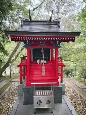 玉嶋辨財天の{uncategorized: "未分類", other: "その他", undefined: "問題あり", building: "その他建物", grave: "お墓", sacred_gate: "鳥居", guardian: "狛犬", statue: "像", buddha: "仏像", history: "歴史", nature: "自然", garden: "庭園", animal: "動物", pagoda: "塔", temizu: "手水舎", mountain_gate: "山門・神門", sanctuary: "本殿・本堂", subordinate: "末社・摂社", art: "芸術", scenery: "景色", jizo: "地蔵", ema: "絵馬", goshuin: "御朱印", omikuji: "おみくじ", items: "授与品その他", amulet: "お守り", goshuincho: "御朱印帳", eats: "食事", festival: "お祭り", votive_dance: "神楽", shichigosan: "七五三参", wedding: "結婚式", experience: "体験その他", initially: "初詣", around: "周辺", anti_infection: "感染症対策"}
