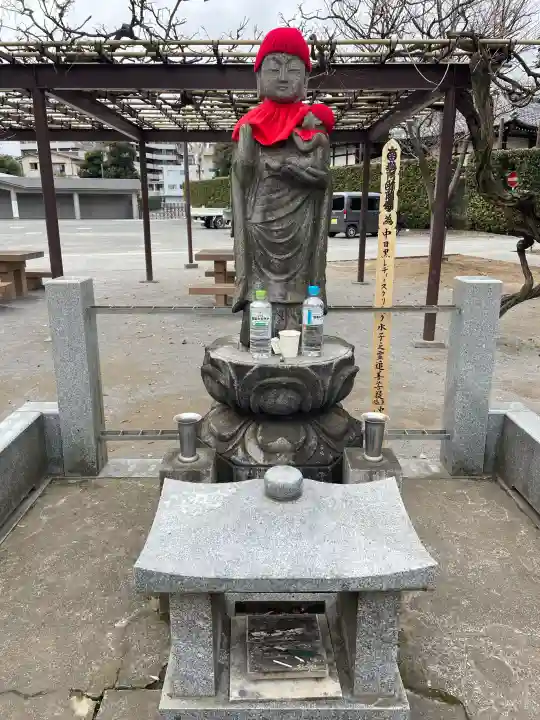 祐天寺の{uncategorized: "未分類", other: "その他", undefined: "問題あり", building: "その他建物", grave: "お墓", sacred_gate: "鳥居", guardian: "狛犬", statue: "像", buddha: "仏像", history: "歴史", nature: "自然", garden: "庭園", animal: "動物", pagoda: "塔", temizu: "手水舎", mountain_gate: "山門・神門", sanctuary: "本殿・本堂", subordinate: "末社・摂社", art: "芸術", scenery: "景色", jizo: "地蔵", ema: "絵馬", goshuin: "御朱印", omikuji: "おみくじ", items: "授与品その他", amulet: "お守り", goshuincho: "御朱印帳", eats: "食事", festival: "お祭り", votive_dance: "神楽", shichigosan: "七五三参", wedding: "結婚式", experience: "体験その他", initially: "初詣", around: "周辺", anti_infection: "感染症対策"}