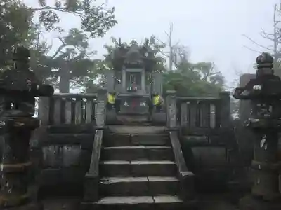 三峯神社の末社・摂社