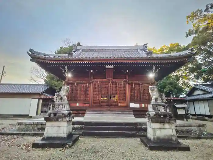 若宮八幡宮の本殿