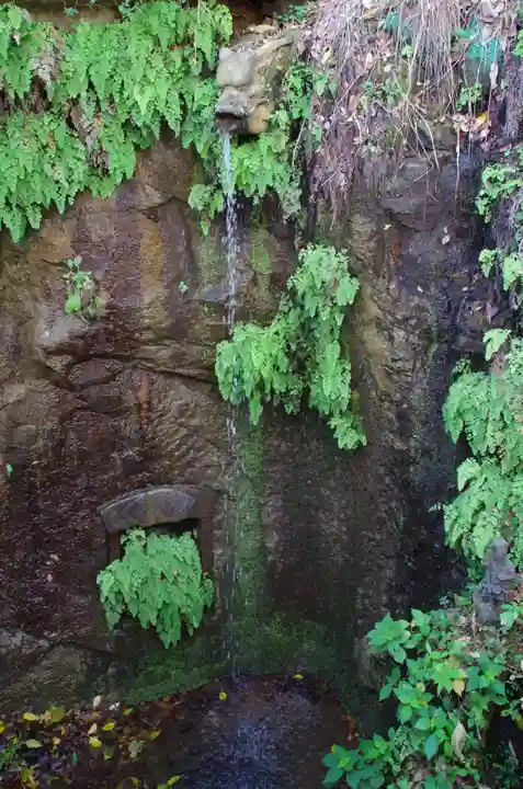 白滝不動尊のその他建物