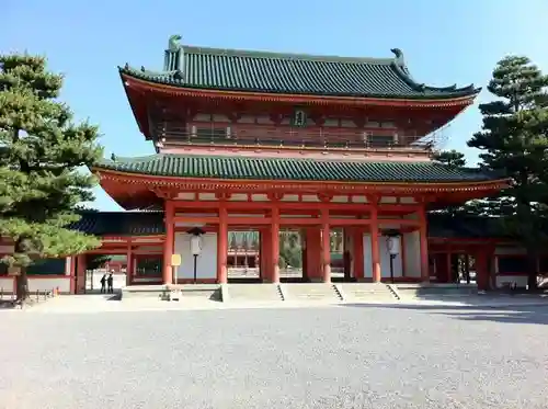 平安神宮の山門