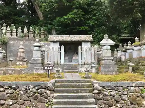 瀧谷寺の建物その他