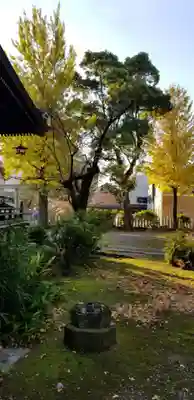 半田稲荷神社(東京都)