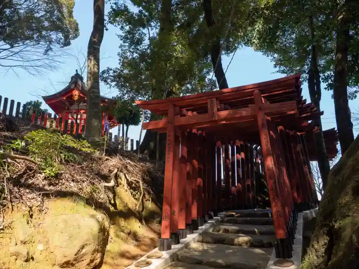 祐徳稲荷神社の{uncategorized: "未分類", other: "その他", undefined: "問題あり", building: "その他建物", grave: "お墓", sacred_gate: "鳥居", guardian: "狛犬", statue: "像", buddha: "仏像", history: "歴史", nature: "自然", garden: "庭園", animal: "動物", pagoda: "塔", temizu: "手水舎", mountain_gate: "山門・神門", sanctuary: "本殿・本堂", subordinate: "末社・摂社", art: "芸術", scenery: "景色", jizo: "地蔵", ema: "絵馬", goshuin: "御朱印", omikuji: "おみくじ", items: "授与品その他", amulet: "お守り", goshuincho: "御朱印帳", eats: "食事", festival: "お祭り", votive_dance: "神楽", shichigosan: "七五三参", wedding: "結婚式", experience: "体験その他", initially: "初詣", around: "周辺", anti_infection: "感染症対策"}