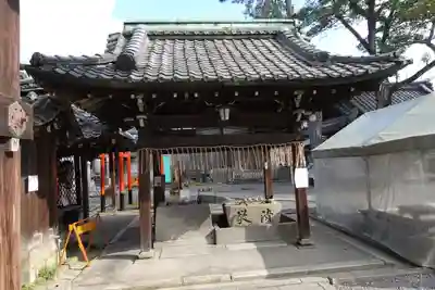 下御霊神社の手水舎