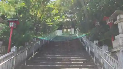 艮神社の建物その他