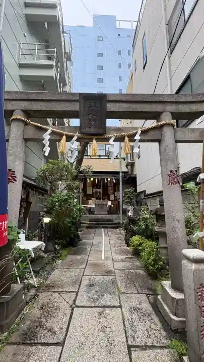 末廣神社の{uncategorized: "未分類", other: "その他", undefined: "問題あり", building: "その他建物", grave: "お墓", sacred_gate: "鳥居", guardian: "狛犬", statue: "像", buddha: "仏像", history: "歴史", nature: "自然", garden: "庭園", animal: "動物", pagoda: "塔", temizu: "手水舎", mountain_gate: "山門・神門", sanctuary: "本殿・本堂", subordinate: "末社・摂社", art: "芸術", scenery: "景色", jizo: "地蔵", ema: "絵馬", goshuin: "御朱印", omikuji: "おみくじ", items: "授与品その他", amulet: "お守り", goshuincho: "御朱印帳", eats: "食事", festival: "お祭り", votive_dance: "神楽", shichigosan: "七五三参", wedding: "結婚式", experience: "体験その他", initially: "初詣", around: "周辺", anti_infection: "感染症対策"}