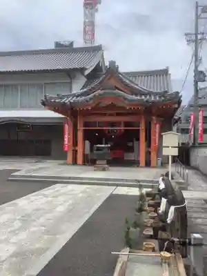 大光院の本殿・本堂