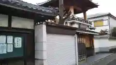 聞法寺の建物その他