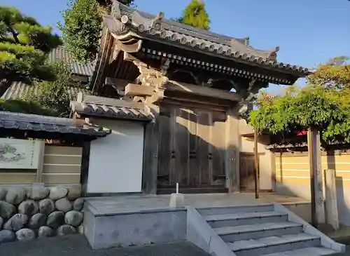 瑞泉寺の山門