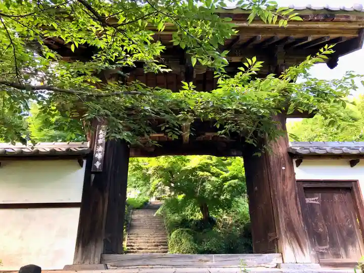 法峰寺の山門・神門