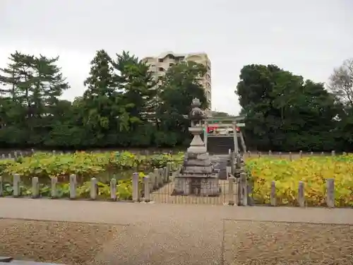 伊賀八幡宮の庭園