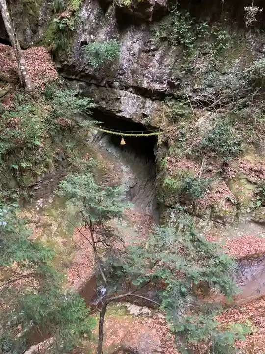 室生龍穴神社の自然