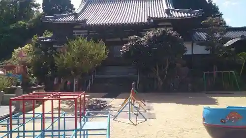 寶積寺の本殿