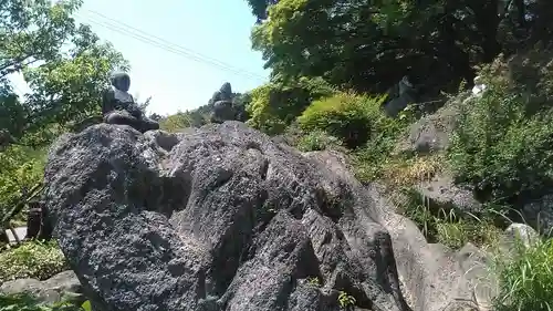 高座石寺の建物その他