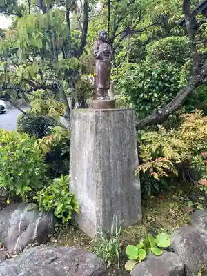宝珠院の像