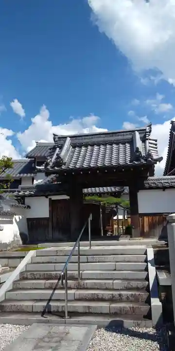 西徳寺の山門・神門
