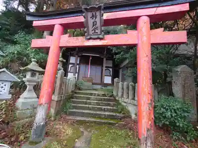 湯泉神社の末社・摂社