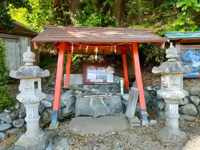 八幡神社の手水舎