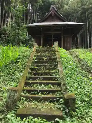 熊野神社の本殿・本堂