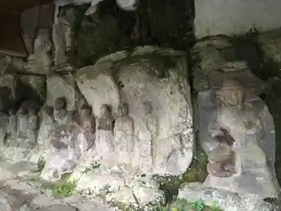 臼杵石仏の仏像