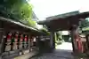 実蔵院の山門・神門