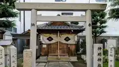 神明神社の本殿