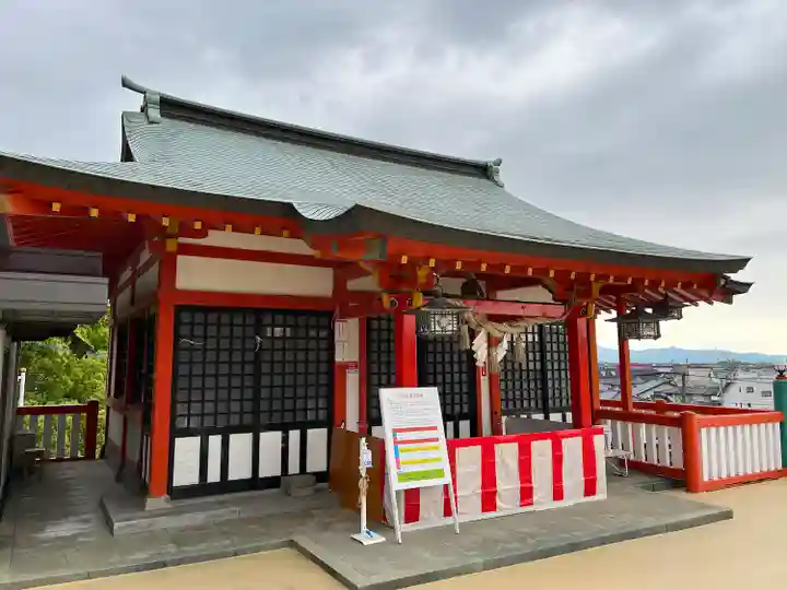 高橋稲荷神社の本殿・本堂