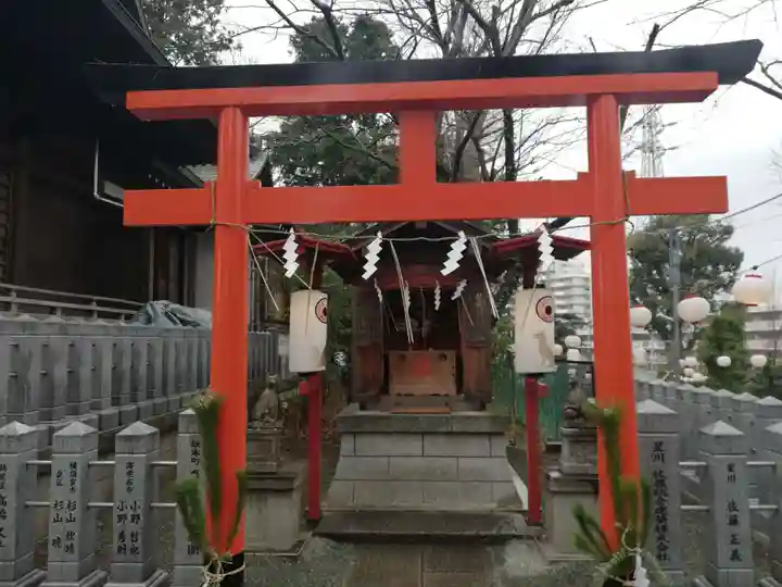 星川杉山神社の末社・摂社