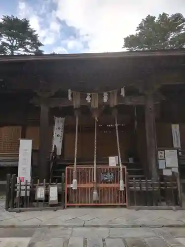 三春大神宮の本殿