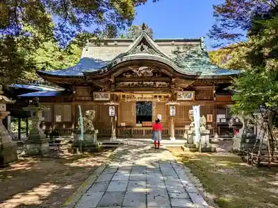 三国神社の本殿