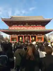 浅草寺の山門