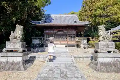 八柱社の本殿・本堂