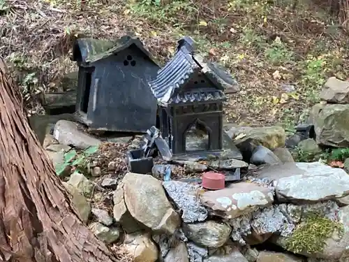 春日神社の末社