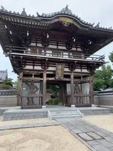 味鏡山 護國院の山門・神門