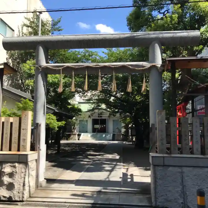 御津八幡宮の鳥居