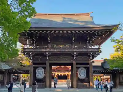 寒川神社の山門・神門