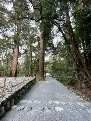 伊勢神宮内宮（皇大神宮）の{uncategorized: "未分類", other: "その他", undefined: "問題あり", building: "その他建物", grave: "お墓", sacred_gate: "鳥居", guardian: "狛犬", statue: "像", buddha: "仏像", history: "歴史", nature: "自然", garden: "庭園", animal: "動物", pagoda: "塔", temizu: "手水舎", mountain_gate: "山門・神門", sanctuary: "本殿・本堂", subordinate: "末社・摂社", art: "芸術", scenery: "景色", jizo: "地蔵", ema: "絵馬", goshuin: "御朱印", omikuji: "おみくじ", items: "授与品その他", amulet: "お守り", goshuincho: "御朱印帳", eats: "食事", festival: "お祭り", votive_dance: "神楽", shichigosan: "七五三参", wedding: "結婚式", experience: "体験その他", initially: "初詣", around: "周辺", anti_infection: "感染症対策"}