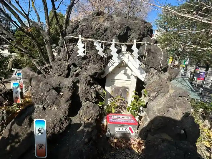鳩森八幡神社(東京都)