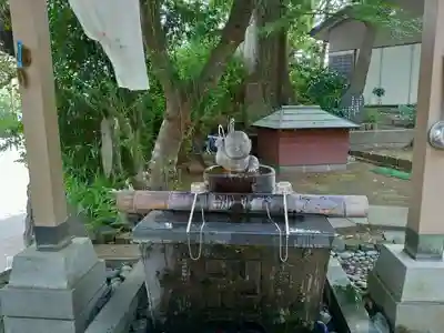 境木地蔵尊の手水舎