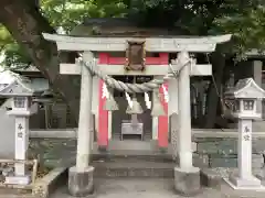 津田八幡神社の末社