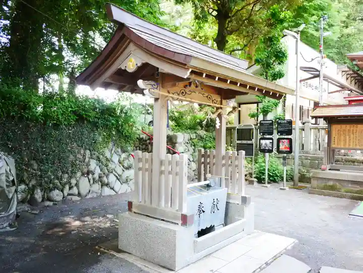 日吉神社の手水舎