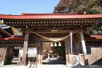霊山神社の山門・神門